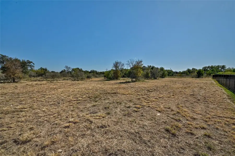 109 Rolling Hills Ct, Spicewood, TX 78669 - Image #3