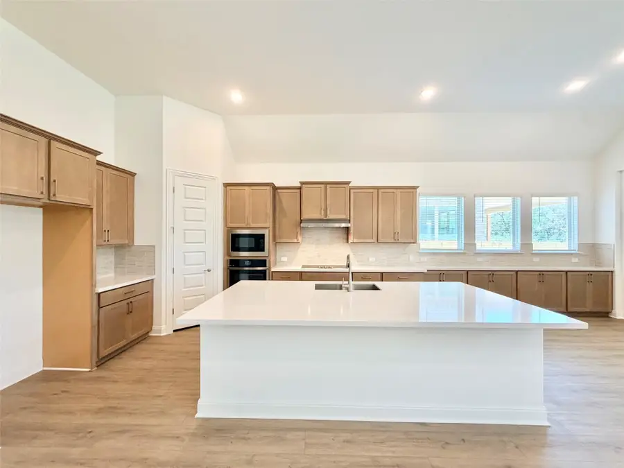 1800 Scenic Heights Ln, Georgetown, TX 78628 - #3