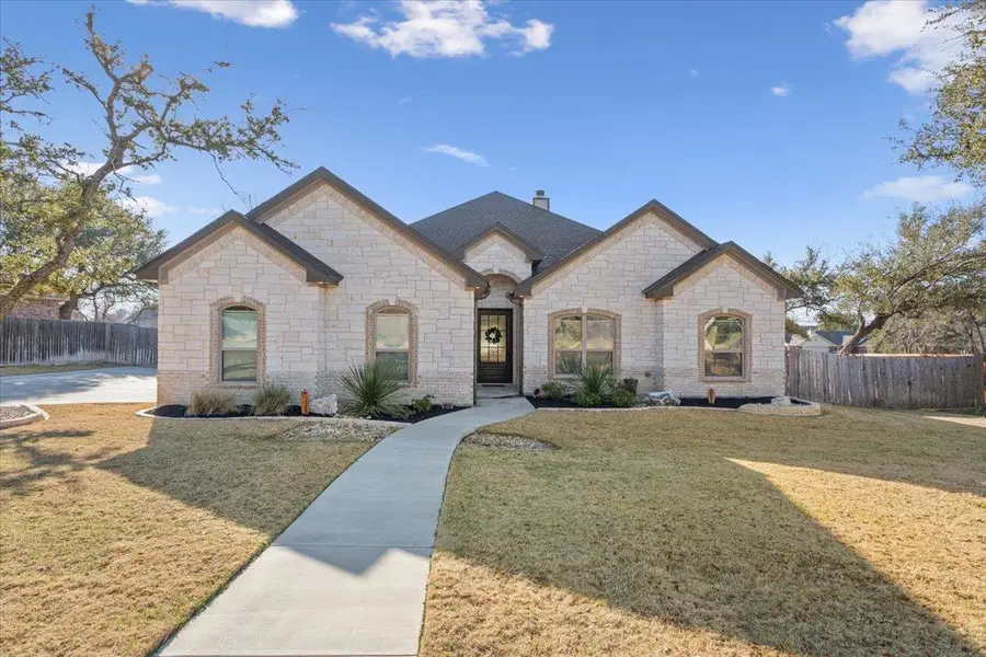 102 Rancho Del Lago Ln, Belton, TX 76513 - #2