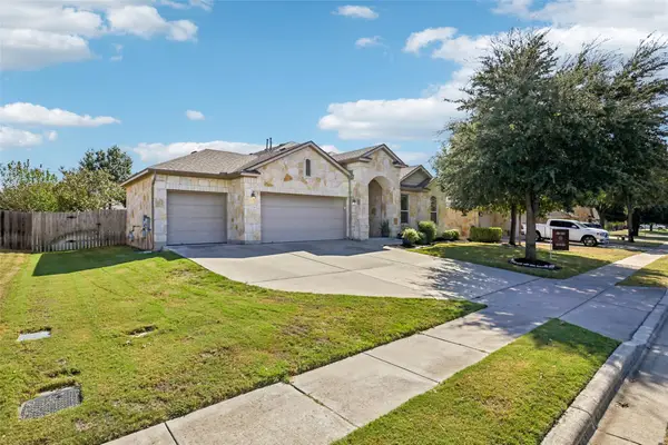 2238 Settlers Park Loop, Round Rock, TX 78665