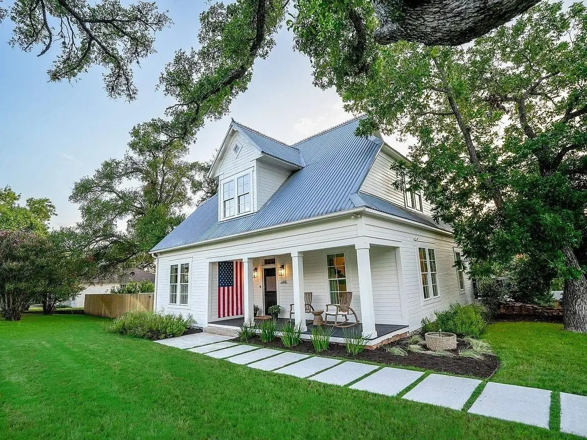 416 Avenue E, Marble Falls, TX 78654 - #1