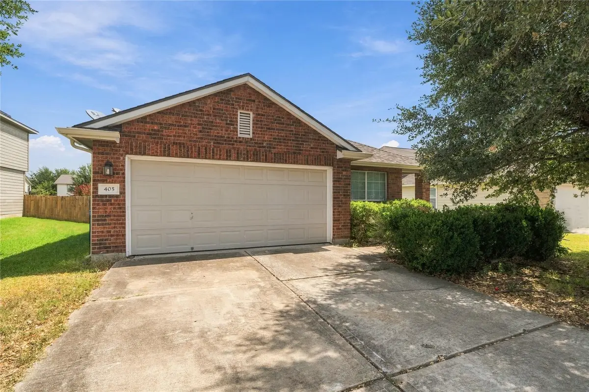 405 Bandara Woods Blvd, Elgin, TX 78621 - #1