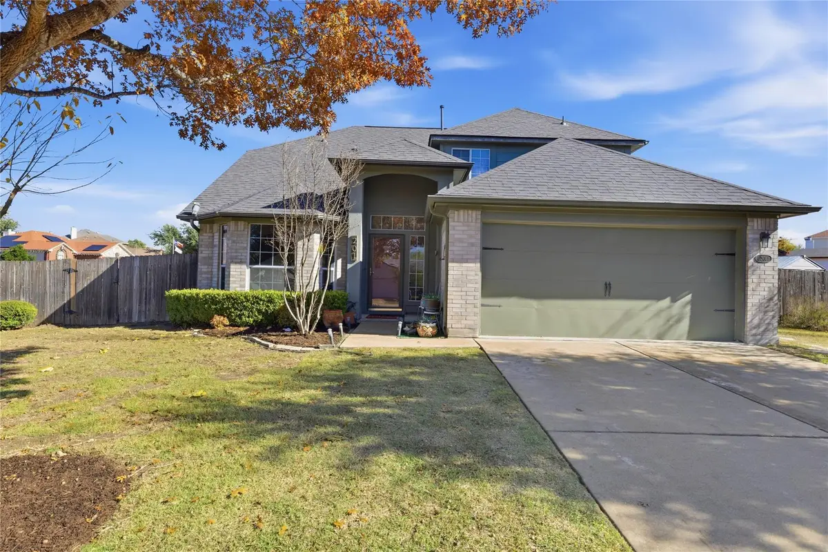 201 Cassandra Dr, Hutto, TX 78634 - Image #1