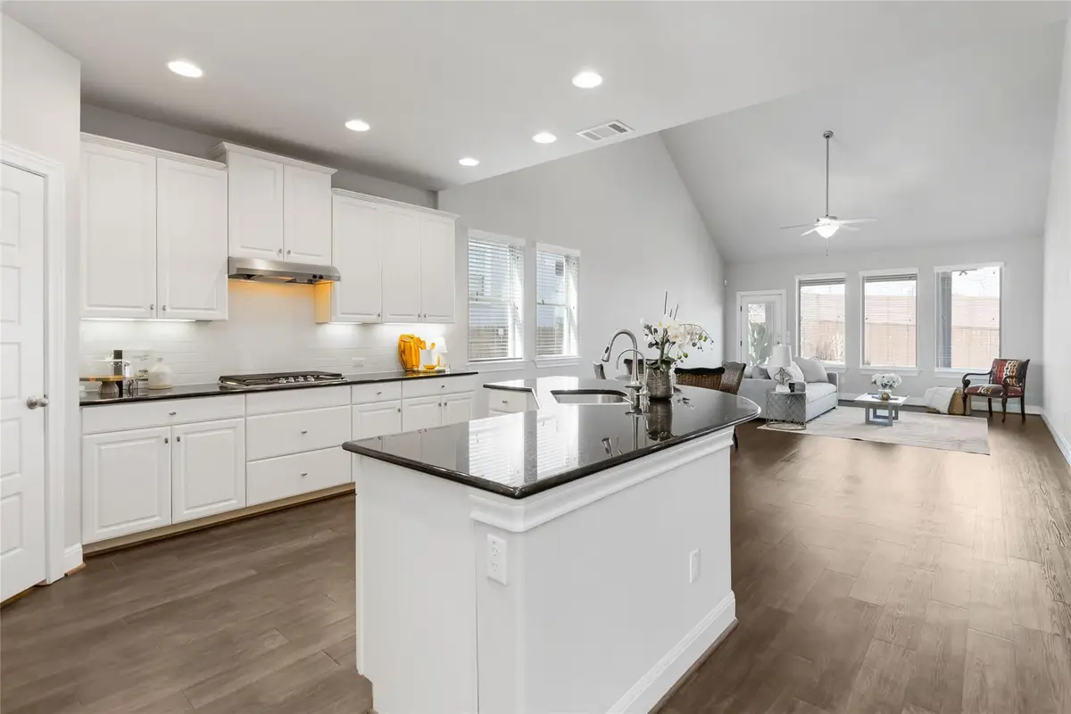 15804 Cinca Terra Dr, Austin, TX 78738 - Image #1