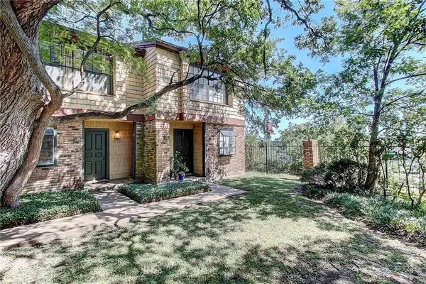 7122 Wood Hollow Dr #14, Austin, TX 78731