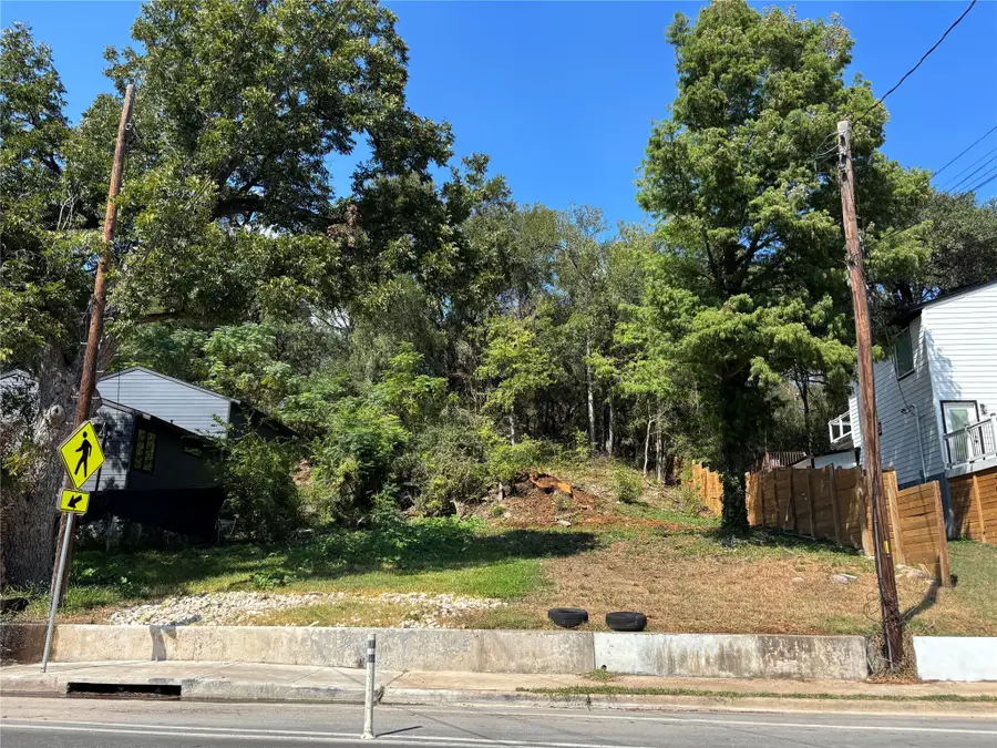 3600 Oak Springs Dr, Austin, TX 78721 - #3