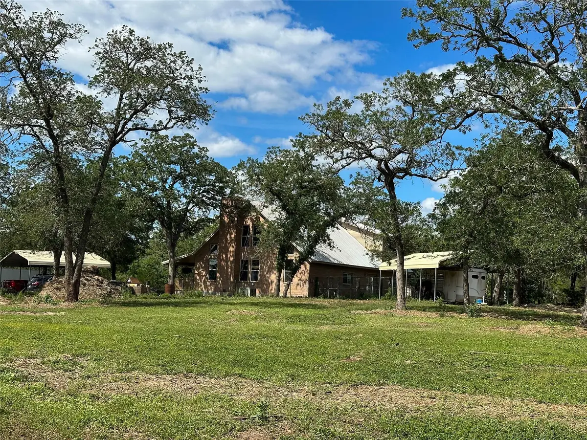380 Woodlands Dr, Bastrop, TX 78602 - #1