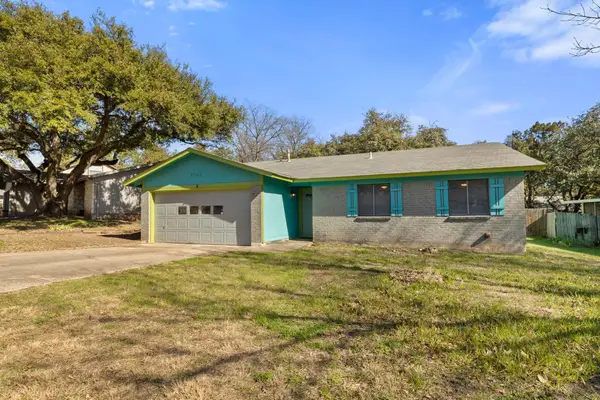 7303 Loganberry Dr, Austin, TX 78745