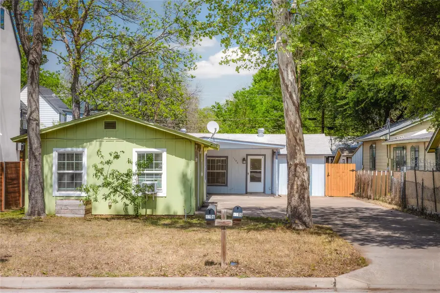 1706 Riverview St, Austin, TX 78702 - #3