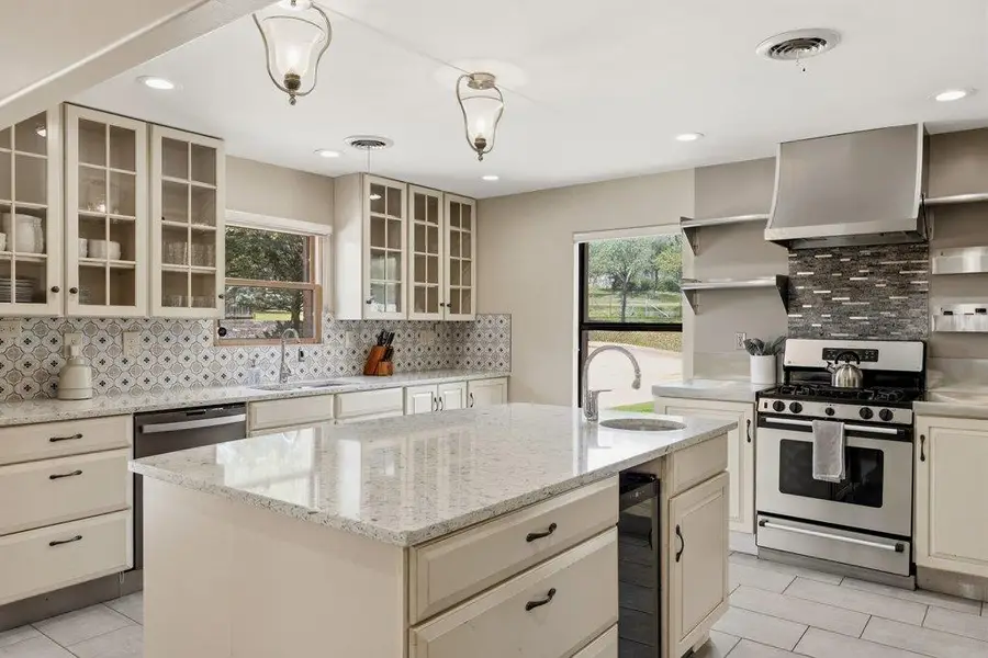 12135 Fitzhugh Rd, Austin, TX 78736 - #3