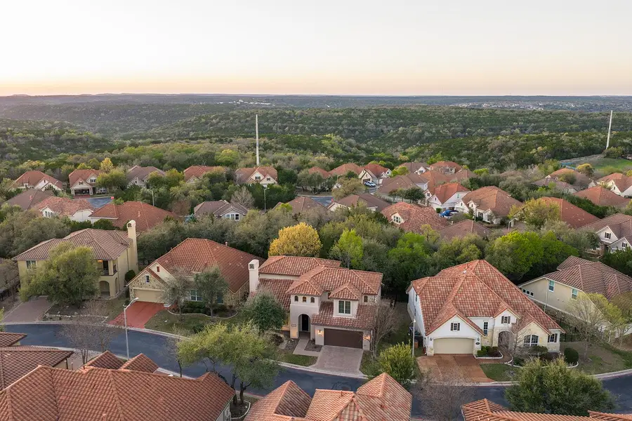 8916 Villa Norte Dr, Austin, TX 78726 - #3