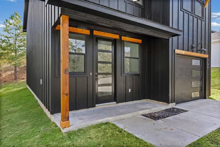 269 Makaha Dr, Bastrop, TX 78602 - Image #2