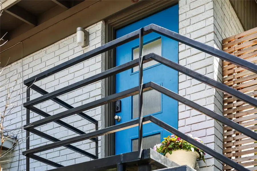 1120 Gillespie Pl #2, Austin, TX 78704 - #3