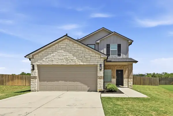 405 W Andover Ln, Uhland, TX 78640