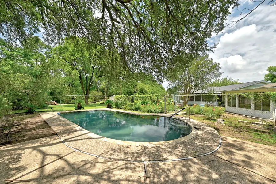 1304 Harrison Ln, Austin, TX 78742 - #2
