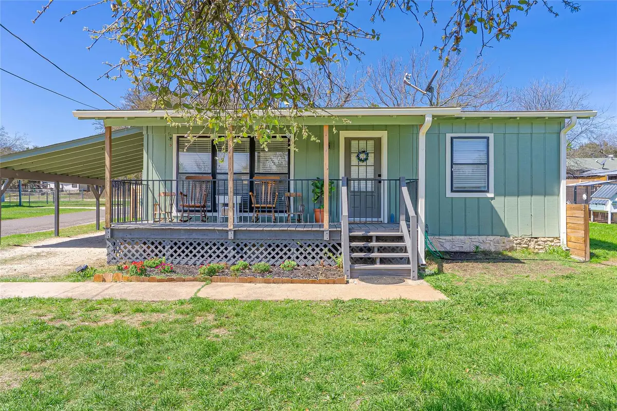 11010 3rd St, Jonestown, TX 78645 - #1