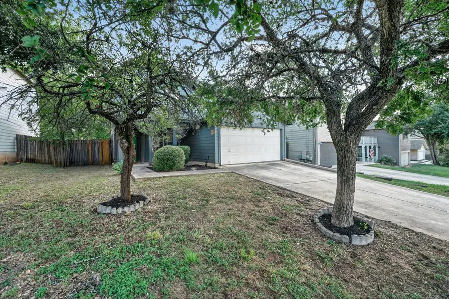 1422 Meadow Pkwy, San Marcos, TX 78666 - #2