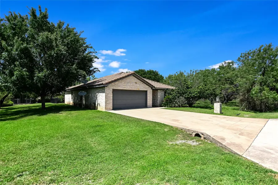 104 Springfield, Horseshoe Bay, TX 78657 - #2