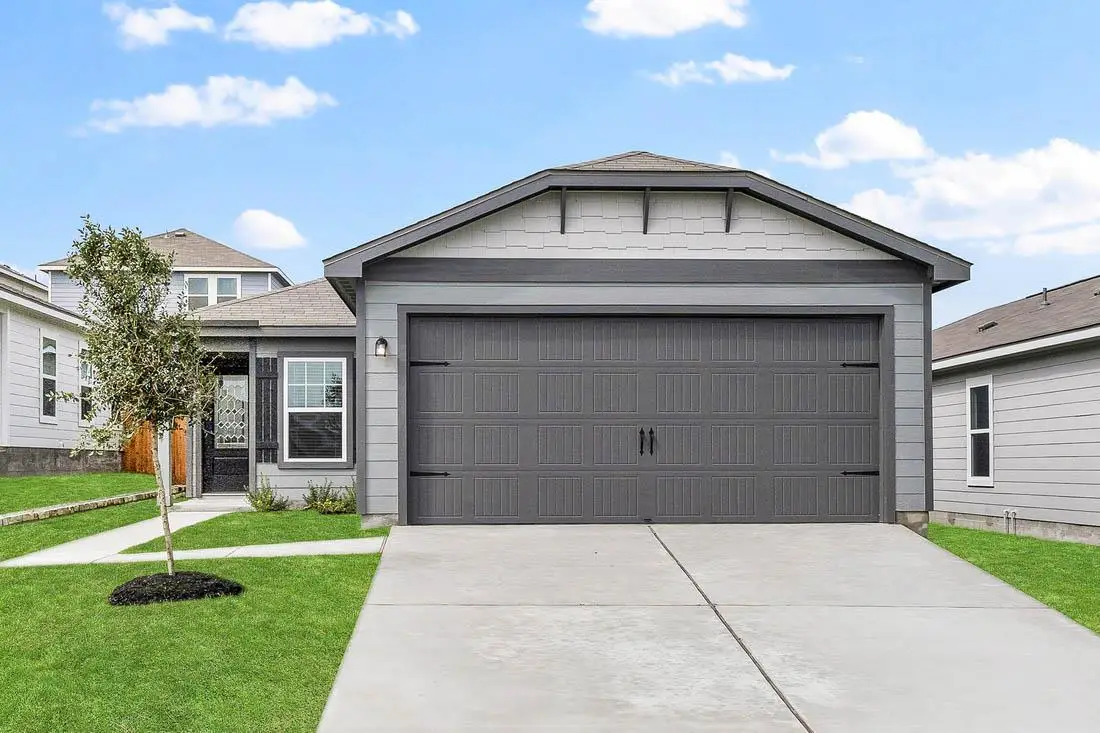 125 Paradise Canyon Dr, Jarrell, TX 76537 - #1