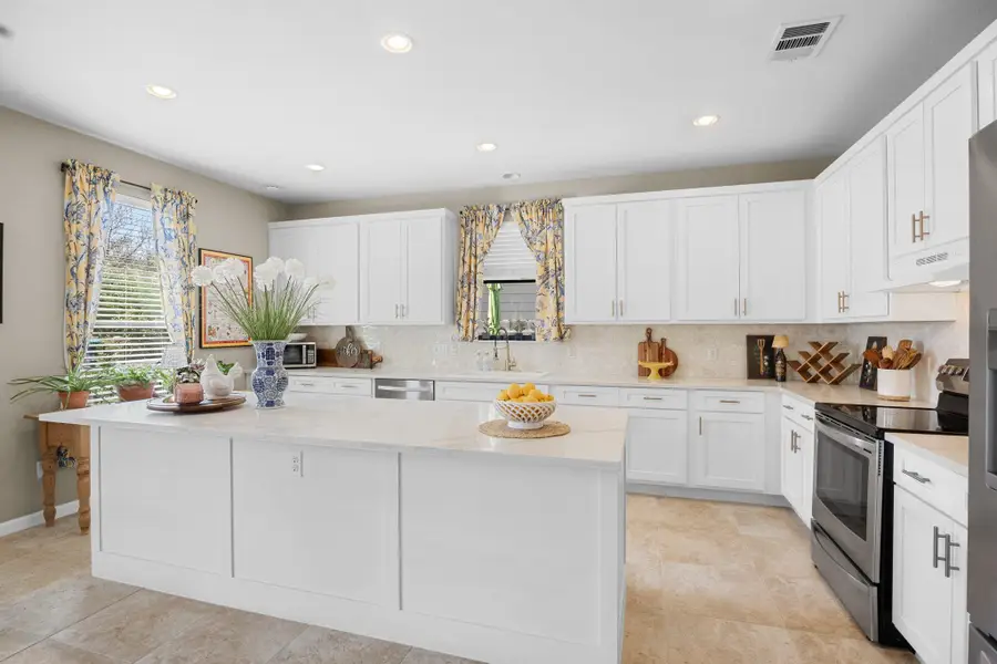 901 Mahomet Dr, Pflugerville, TX 78660 - #2