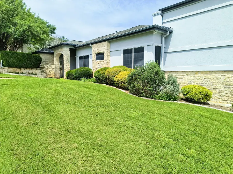 102 Paragon Ct, Lakeway, TX 78734 - #3
