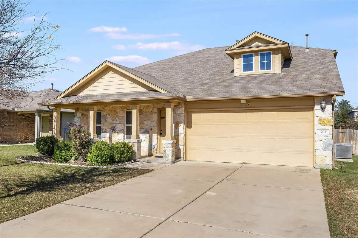 704 Mitchell Dr, Hutto, TX 78634 - #1