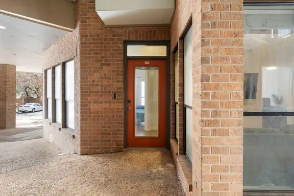 1910 Robbins Pl #106, Austin, TX 78705