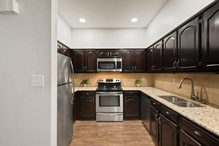 1910 Robbins Pl #106, Austin, TX 78705 - #2