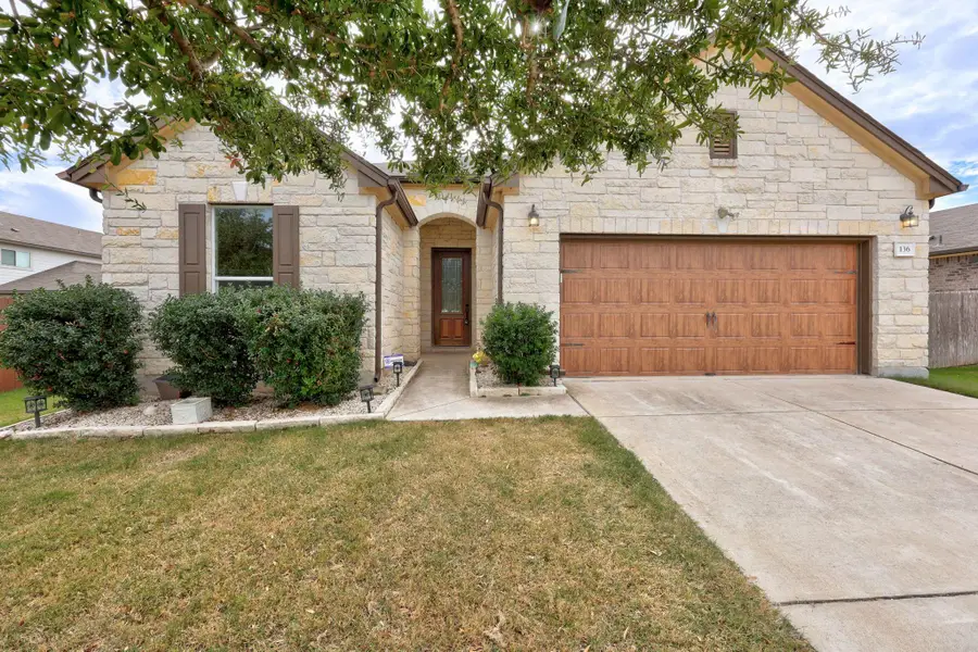 136 Vickers St, Georgetown, TX 78628 - #3