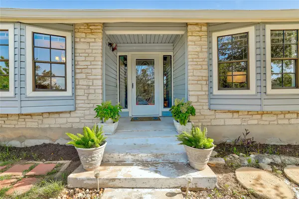 8310 Red Willow Dr, Austin, TX 78736