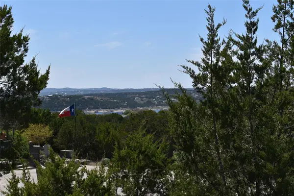 20000 Colonial Ln, Lago Vista, TX 78645