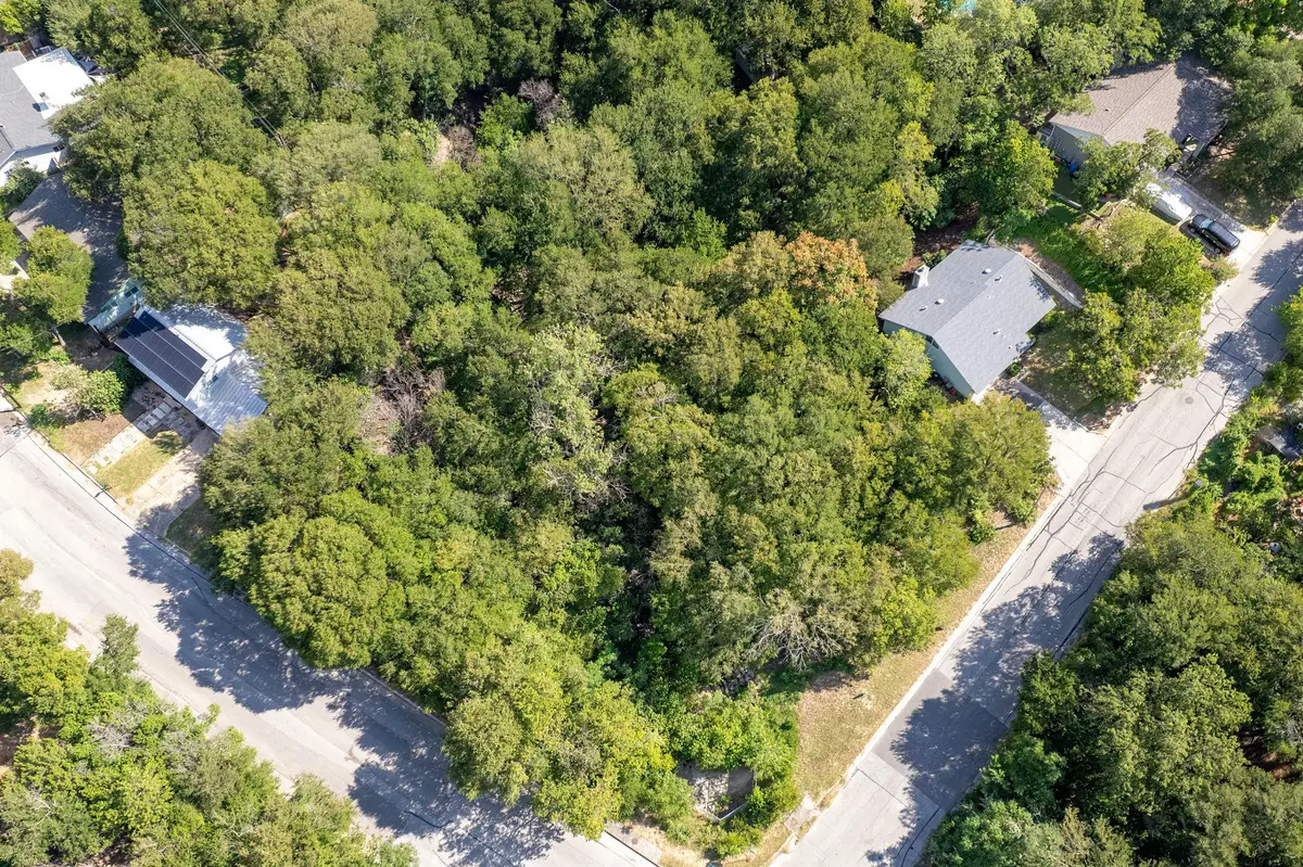 7005 Geneva Dr, Del Valle, TX 78723 - #1