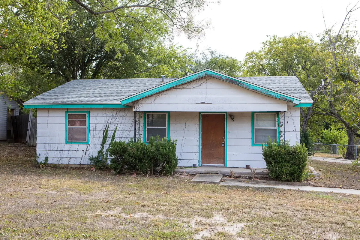 1005 Campbell St, Lampasas, TX 76550 - #1
