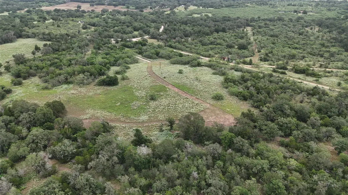 590 Coastal Lane, Luling, TX 78648 - #1