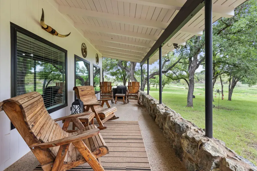 160 Lake Shore Dr, Horseshoe Bay, TX 78657 - #2