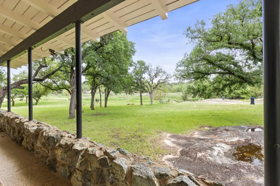 160 Lake Shore Dr, Horseshoe Bay, TX 78657 - #3