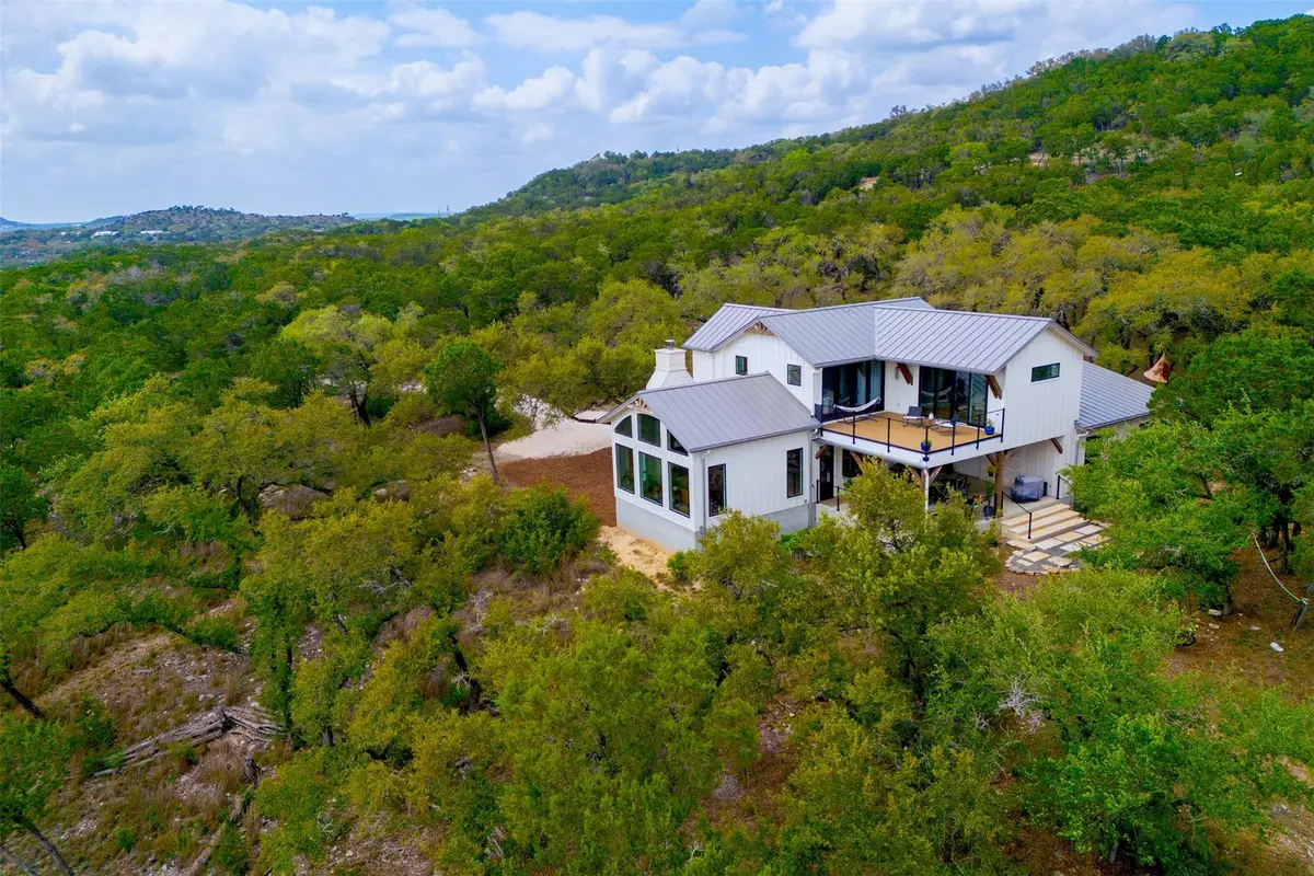 540 Casey Ln, Wimberley, TX 78676 - #1