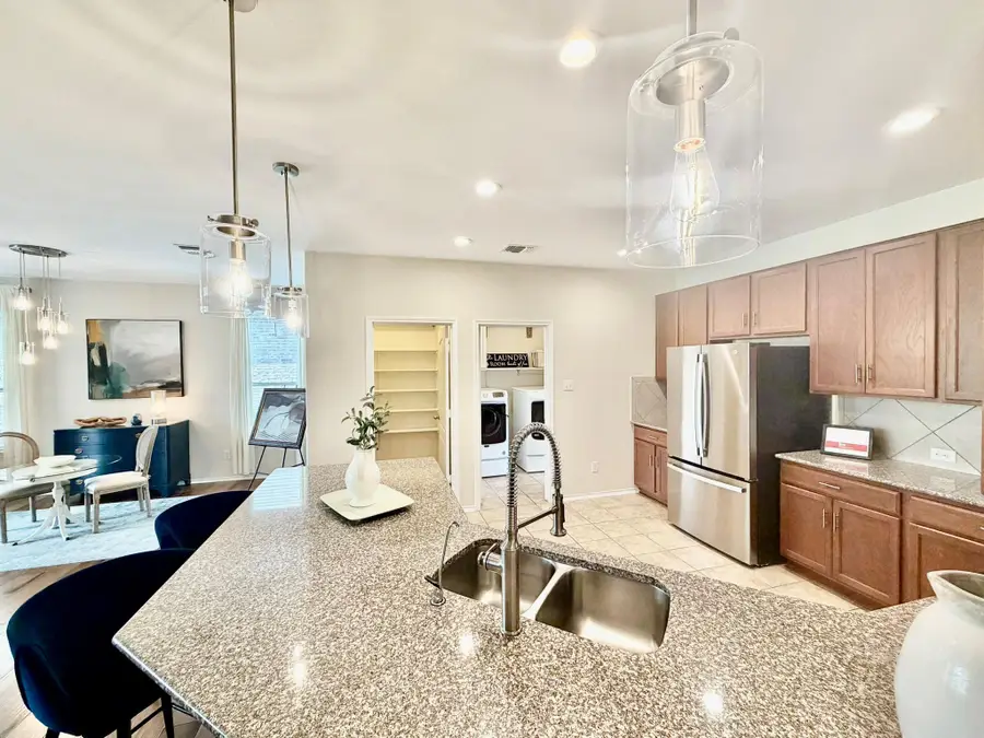 31428 Kingsway Rd, Georgetown, TX 78628 - #3