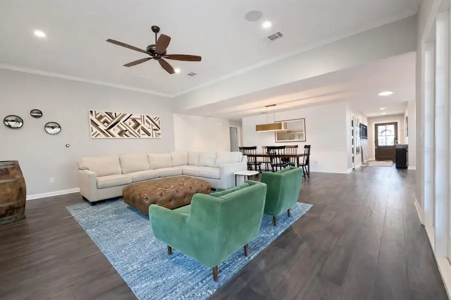 3006 Stardust Dr, Austin, TX 78757 - #2