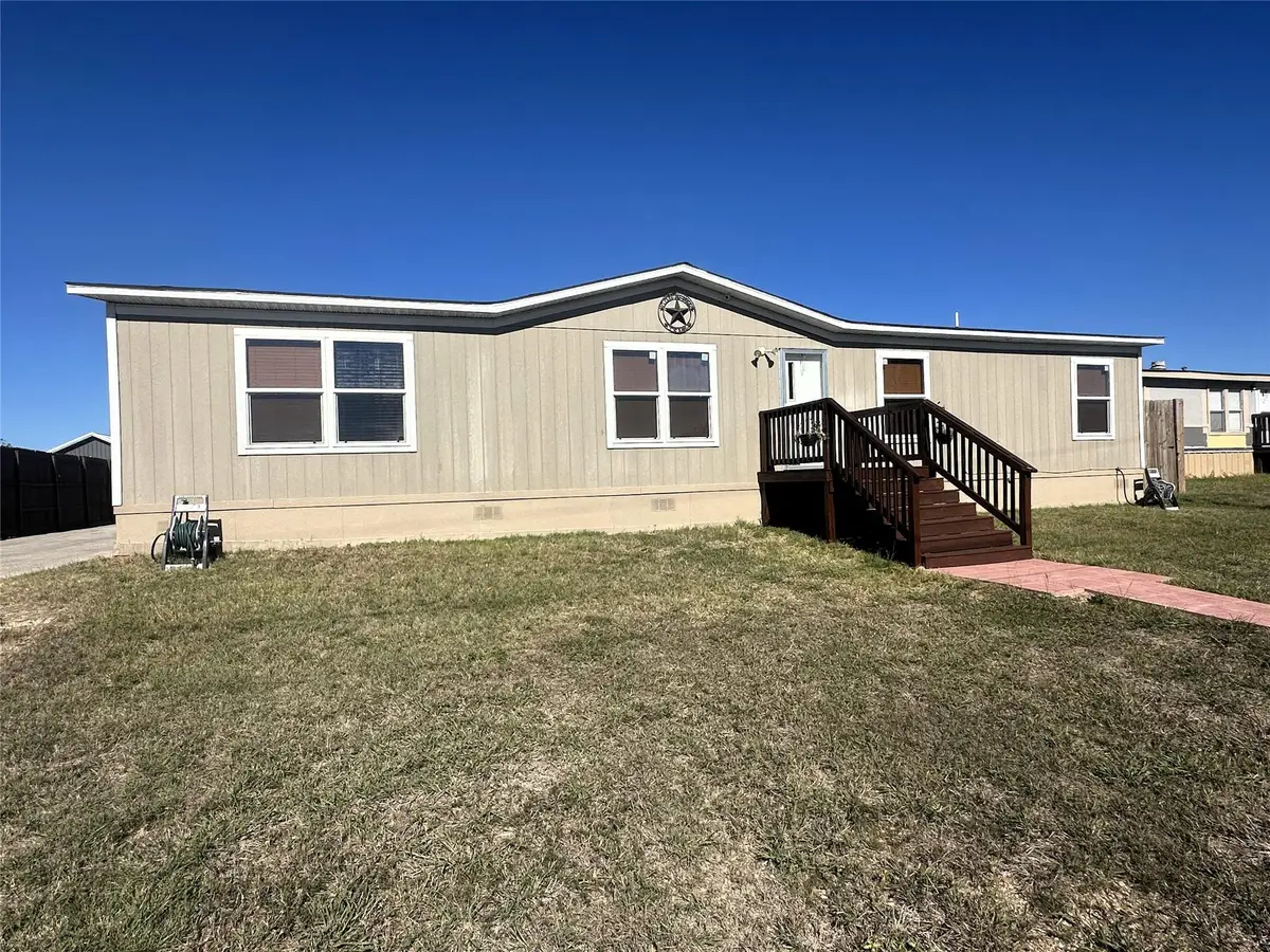 717 East Lafayette St, La Grange, TX 78945 - Image #1