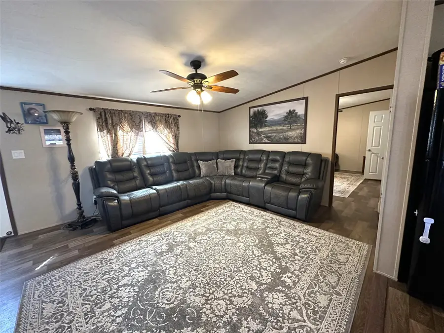 717 East Lafayette St, La Grange, TX 78945 - Image #2