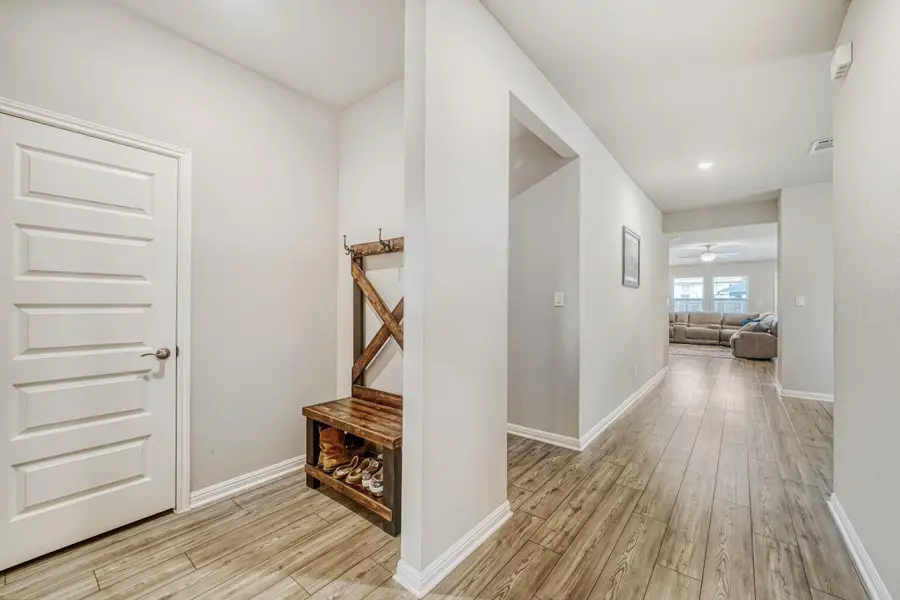 10505 Mager Ln, Hutto, TX 78634 - #2