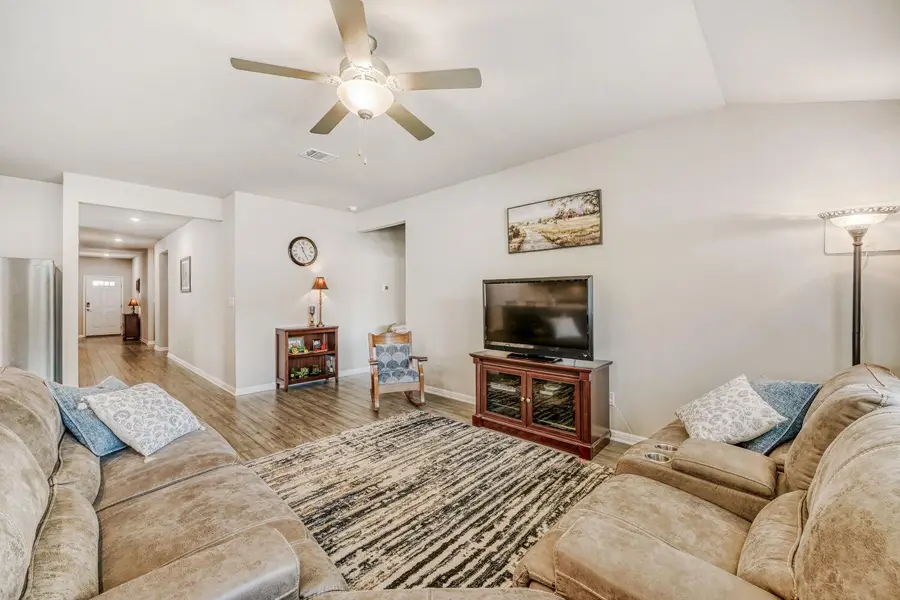 10505 Mager Ln, Hutto, TX 78634 - #3