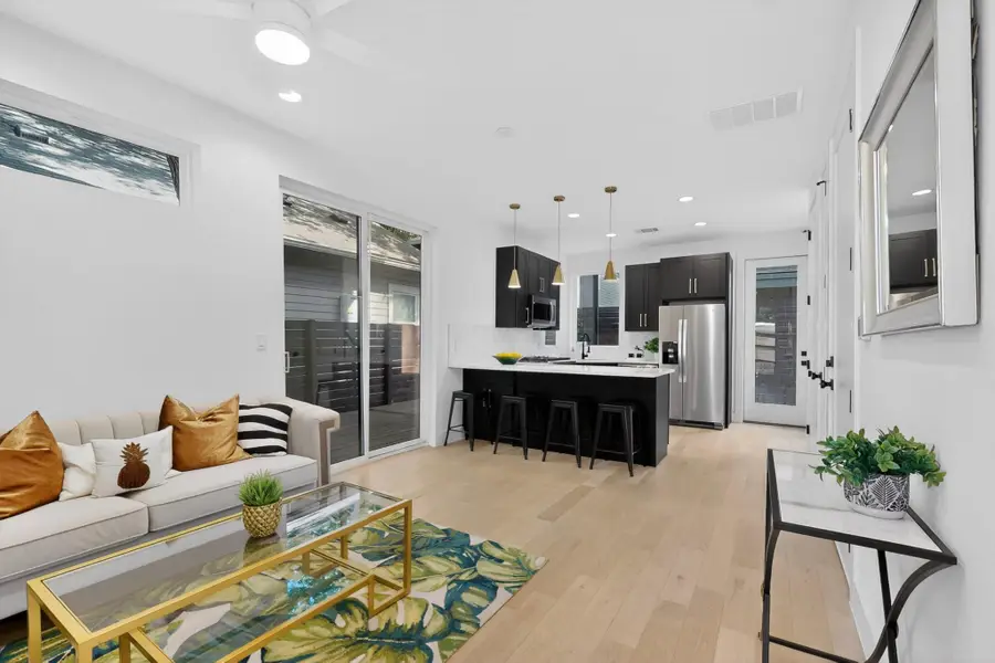 1708 Canterbury St #2, Austin, TX 78702 - #3