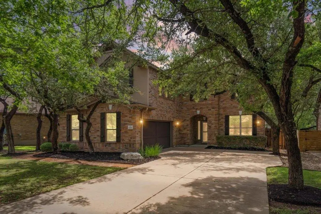 11208 Bastogne Loop, Austin, TX 78739 - #1