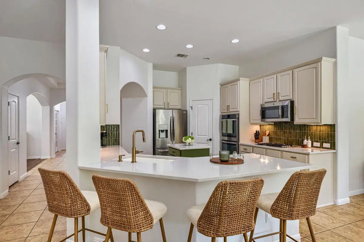 439 Drury Ln, Austin, TX 78737 - #1