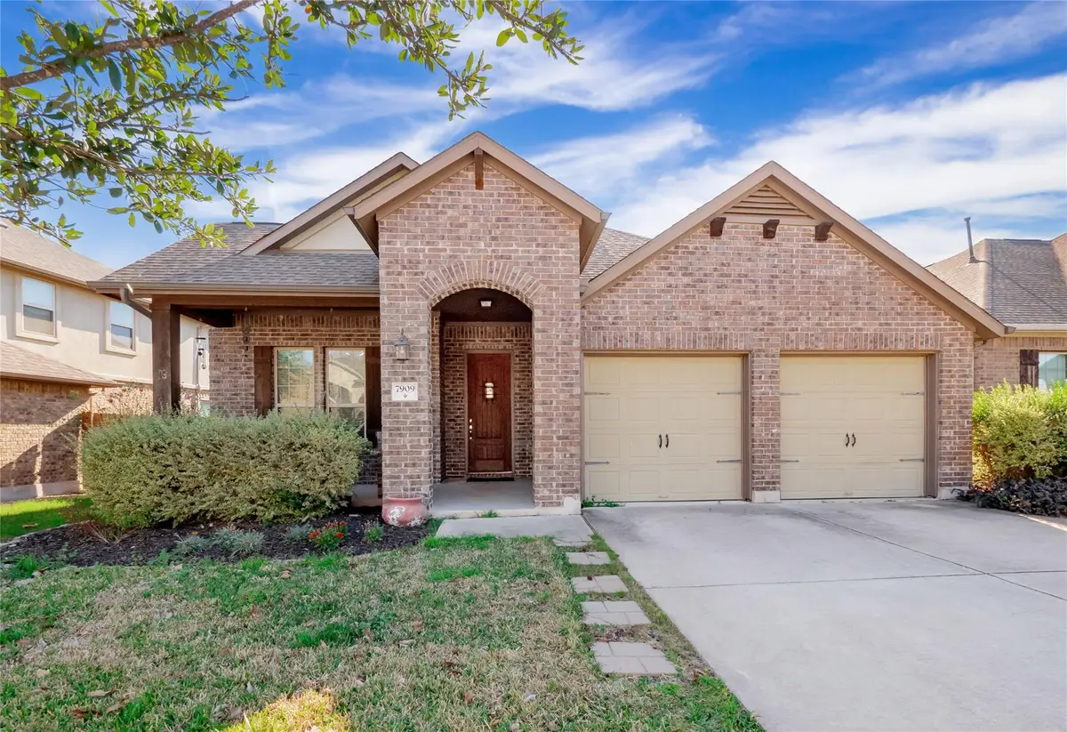 7909 Arbor Knoll Ct, Lago Vista, TX 78645 - Image #1
