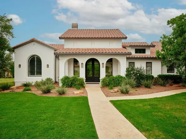 205 Green Leaf Ln, Georgetown, TX 78628