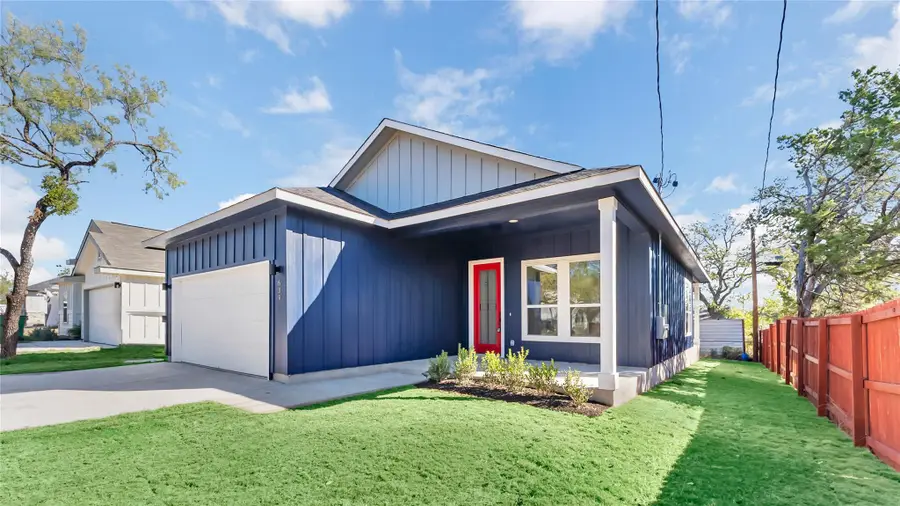 639 Magnolia Ln, Cottonwood Shores, TX 78657 - Image #3