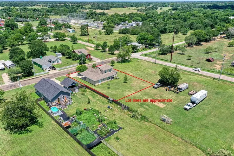 2409 Pecan St, Bastrop, TX 78602 - Image #2